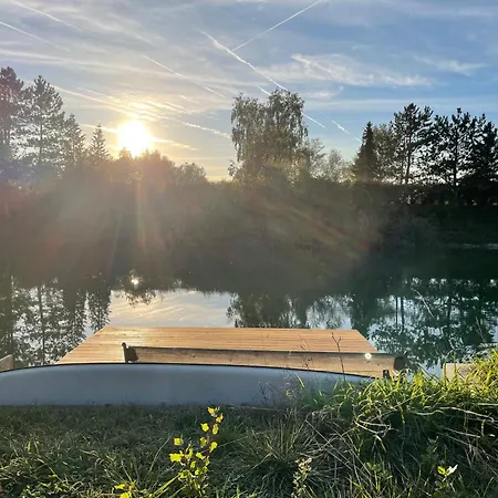 Haus Am - Der Idyllische Privatsee Nahe Wien Tulln An Der Donau