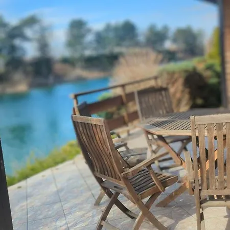 Haus Am - Der Idyllische Privatsee Nahe Wien Semesterbostad